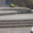 В Киеве опять зацементировали Вечный огонь - Вести.Ru