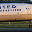Самолет авиакомпании United Airlines совершил экстренную посадку в Нью-Йорке - M24.Ru
