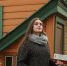 17 ноября 2018 года. Москвичка Нелли Казарян гуляет в усадьбе. Фото: Наталия Нечаева, «Вечерняя Москва» - Москва.Центр