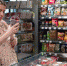 Врач объяснил, можно ли подцепить инфекции от упаковки продуктов - M24.Ru