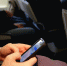 Авиаэксперты назвали самое опасное место для смартфона в самолете - ИА Общественная служба новостей