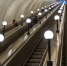 Эскалатор в переходе со станции метро "Площадь Революции" на зеленую ветку закроют на ремонт - Molnet.Ru
