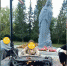 Полиция начала розыск подростков, поджаривших картошку на Вечном огне на Урале - M24.Ru