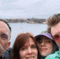 R1030_FEA_BillieEllish_Family-600x448 - ИА Общественная служба новостей