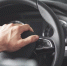 man-s-big-hands-on-a-steering-wh - ИА Общественная служба новостей