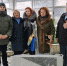 Московские единороссы передали гуманитарную помощь и детские рисунки бойцам СВО в госпиталь им. Н.Н. Бурденко - Единая Россия