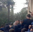 Протестующие в Сухуме полностью окружили комплекс правительственных зданий - M24.Ru