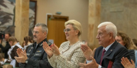 Мероприятие ко Дню Героев Отечества посетили сотрудники Театра Российской Армии. Фото: сайт Театра Армии - Префектура ЦАО