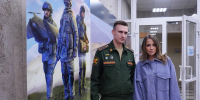 Юлия Барановская посетила Единый пункт отбора на военную службу по контракту - Комсомольская Правда