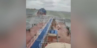 Поврежденные штормом в Керченском проливе танкеры перевозили 9 тысяч тонн мазута - M24.Ru