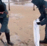 МЧС показало видео очистки пляжа в Анапе от мазута - Вечерняя Москва