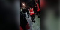 Автомобилисты помогают в перевозке пострадавших при ЧП с поездами под Мурманском - M24.Ru