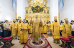 Предстоятель Русской Церкви освятил храм равноапостольных Константина и Елены в Митино