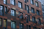 Московские спасатели спустились с крыш к пациентам Морозовской детской больницы