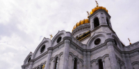 Московский транспорт принимает участие в городских и государственных праздниках, чтобы пассажиры могли с комфортом передвигаться в Рождественскую ночь. Фото: Ксения Догонашева, «Вечерняя Москва» - Москва.Центр