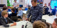 Росгвардейцы провели патриотический урок в московском доме творчества - УВО ВНГ по Москве