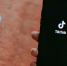 Суд оштрафовал TikTok на 3,5 млн рублей за пропаганду руфинга среди подростков - M24.Ru