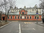 Бауманская — и снова Бауманская: где черный-черный дом фото