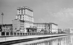 Бауманская — и снова Бауманская: где черный-черный дом фото