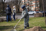 Жителей СЗАО приглашают принять участие в общегородских субботниках, фото