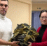 Московские эсеры плетут маскировочные сети для бойцов - Справедливая Россия