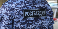 Столичные росгвардейцы задержали посетителя компьютерного клуба с наркотиками - УВО ВНГ по Москве