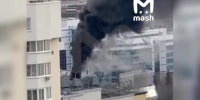 Очевидцы сняли крупный пожар в ТЦ "Гринвич" в Екатеринбурге - M24.Ru