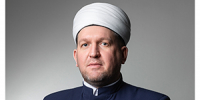Муфтий Шейх Равиль Гайнутдин поздравил члена Совета кадиев ДУМ РФ Мунира Беюсова - Совет муфтиев России