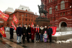 Цветы советским покорителям космоса