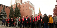 Коммунисты возложили венки и цветы к Мавзолею В.И. Ленина и мемориалам покорителям космоса у Кремлевской стены - КПРФ
