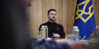 Слуцкий: Зеленский пытается "выкрутить" ситуацию с пасхальным перемирием - M24.Ru