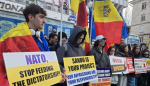 Планета протестует