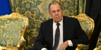 Лавров удивился отсутствию надписи на русском языке у Вечного огня в Самарканде - Вечерняя Москва