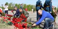 Активисты «Молодой Гвардии Единой России» приняли участие в акции «Автопробег Победы» в Москве - Молодая Гвардия