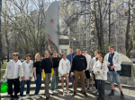 Московские единороссы провели патриотические субботники у мемориалов защитникам страны