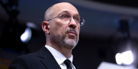 Премьер Украины Шмыгаль подтвердил подписание с США соглашения по недрам в течение суток - M24.Ru