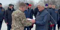 Экипаж Северного маршрута автопробега по городам-героям возложил цветы к мемориалу «Вечный огонь» в Мурманске - Мосгордума