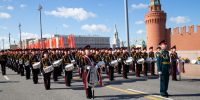 Воспитанники училища открывают парад с 1940 года. Фото: официальный сайт МВМУ - Новые Округа