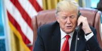 Трамп заявил о намерении провести телефонный разговор с Зеленским - M24.Ru