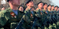 Первый парад в России в честь 80-й годовщины Победы прошел в Петропавловске-Камчатском - M24.Ru