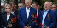 Легенды «Спартака» почтили память Героев Великой Отечественной войны на Мемориале в Сириусе - ХК Спартак Москва
