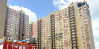 4 квартиры и более 20 авто повреждены из-за взрыва газа в Ставрополе - M24.Ru