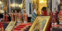 Равноапостольных Мефодия и Кирилла, учителей Словенских. Патриаршая Божественная литургия в Храме Христа Спасителя - Храм св. вмц. Екатерины