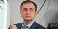 Мединский: Россия и Украина обменяются всеми молодыми и тяжелоранеными бойцами - Вечерняя Москва
