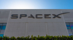 Newsweek: отмена контрактов SpaceX может поставить США в зависимость от РФ