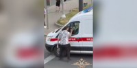 В Москве задержан мужчина, напавший на автомобиль скорой помощи - M24.Ru