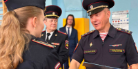Столичные росгвардейцы поздравили курсантов подшефного колледжа с окончанием обучения - Росгвардия