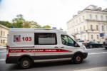 В Татарстане девочка выпала с пятого этажа и выжила