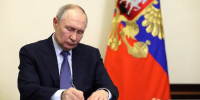 Песков: график Путина не предполагает посещения прощания со Старовойтом - M24.Ru