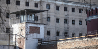 Продававшую отравленную чачу в Сочи женщину отправили в СИЗО на два месяца - Вечерняя Москва